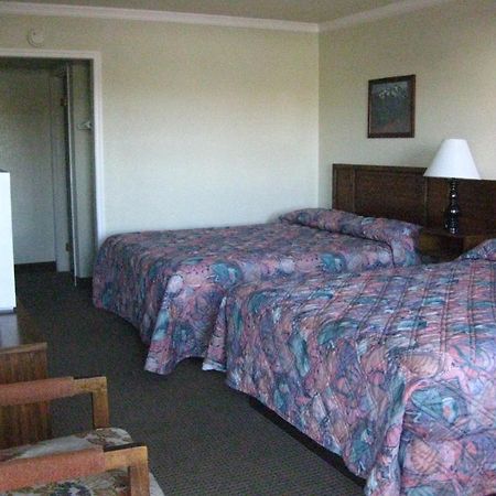 Desert Inn Motel Barstow Habitación foto